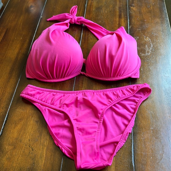 VENUS Other - Venus Women’s Pink Bikini Swimsuit Size DD/10
